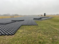 TERRA-GRID E® 35 Rasengitter Kunststoff befahrbar bis 160t/m2 30x30x3,5cm schwarz Rasengittersteine Paddockplatten Paddockplatten